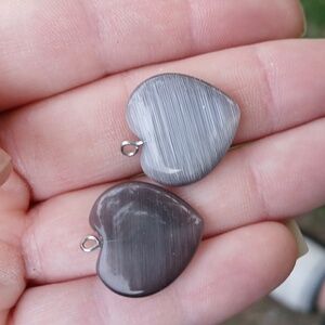 New 2pcs Black Cat Eye Gemstone Heart Shaped Pendants.